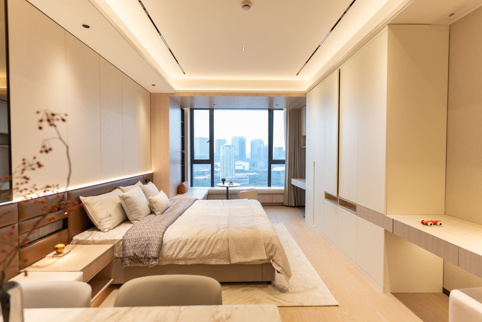 精装公寓卧室实景